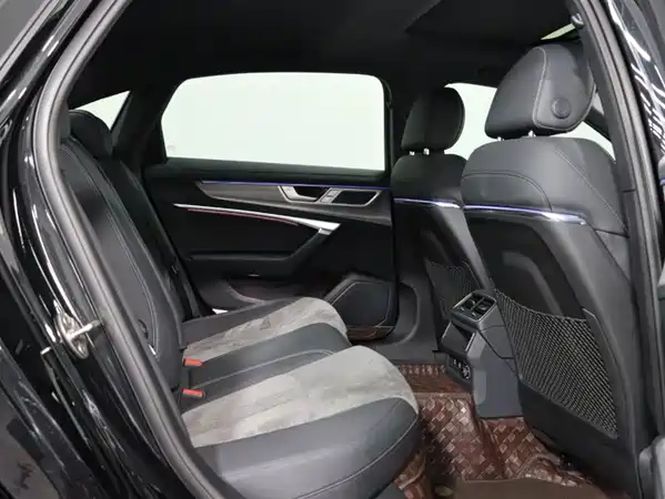 Audi A6L 2024