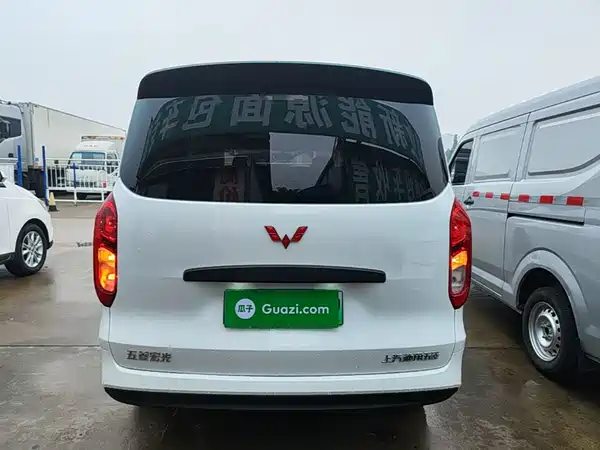 Wuling Hongguang New Energy 2025