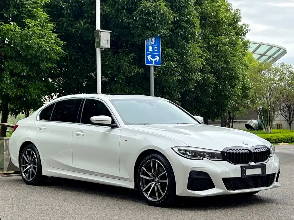 BMW 3 Series 2020