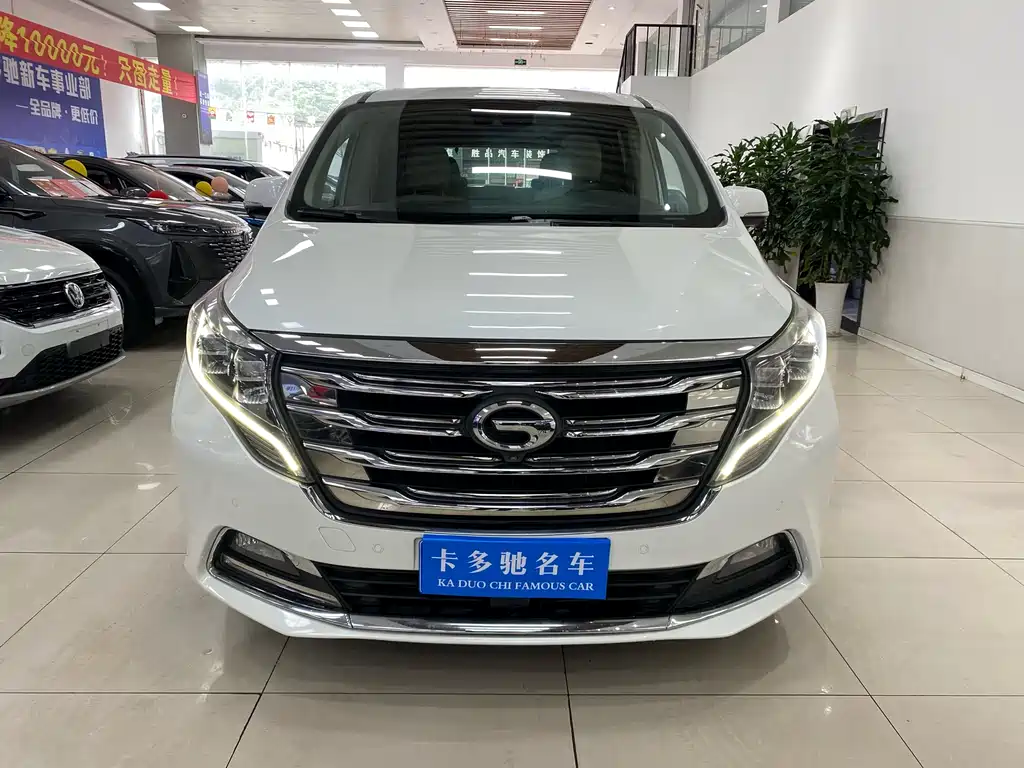 GAC Motor Trumpchi M8 2018 — фото 2