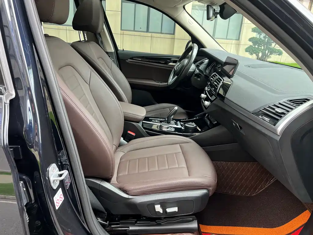 BMW X3 2019 — фото 19