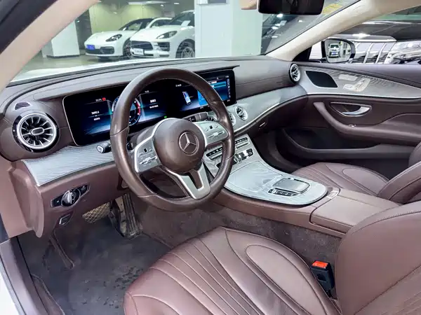 Mercedes-Benz CLS 2020