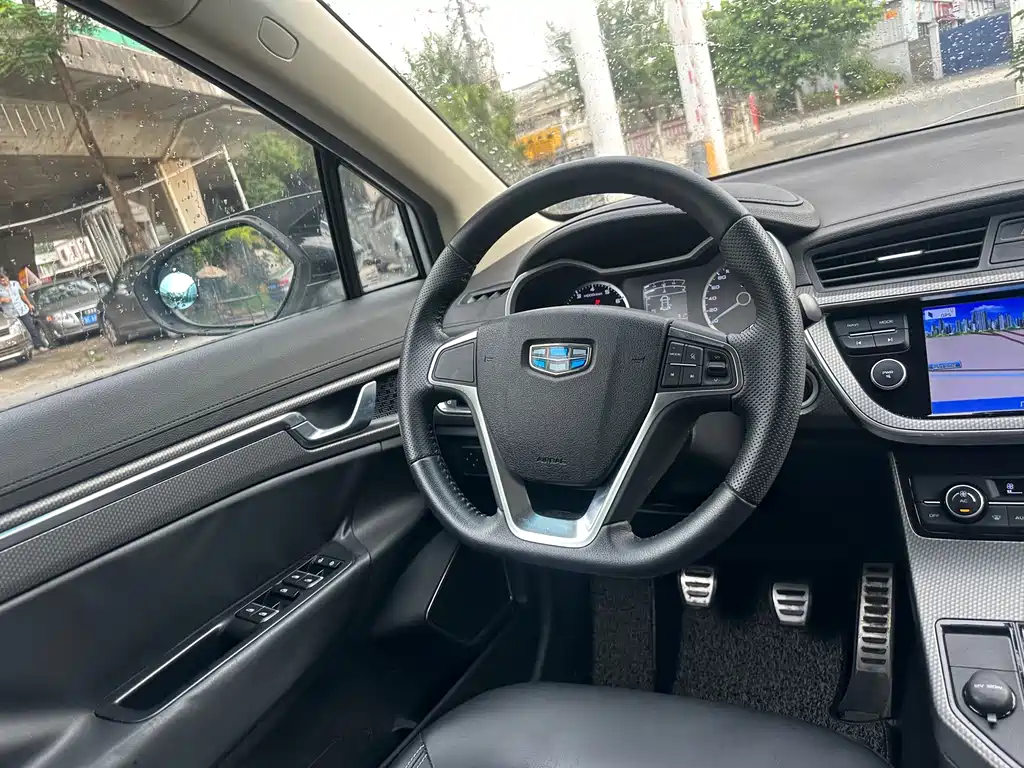 Geely Emgrand GS 2017 — фото 20