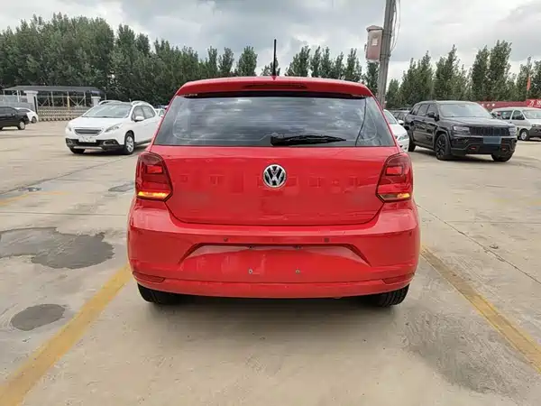 Volkswagen Polo 2016