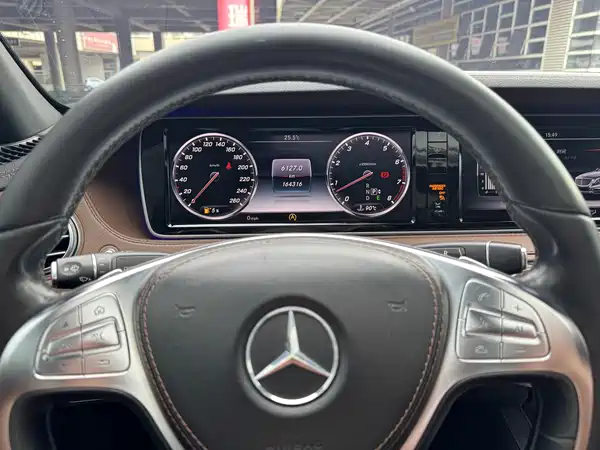 Mercedes-Benz S-Class 2014