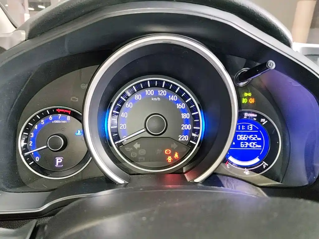 Honda Fit 2015 — фото 12