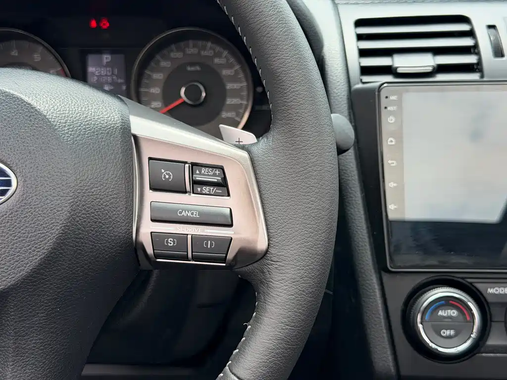 Subaru Forester 2015 — фото 32