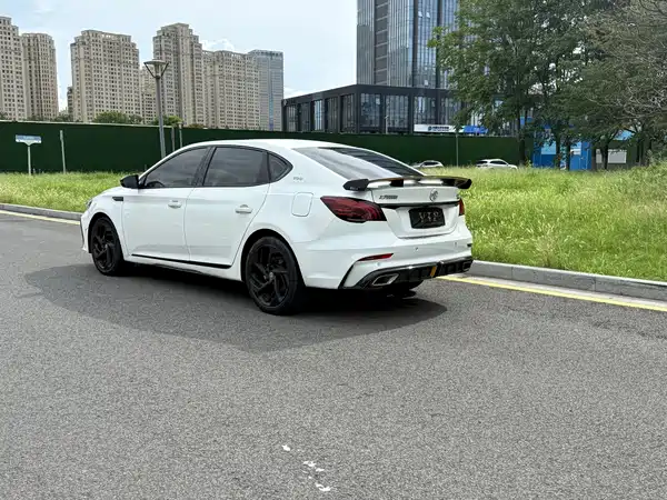 MG MG6 2021