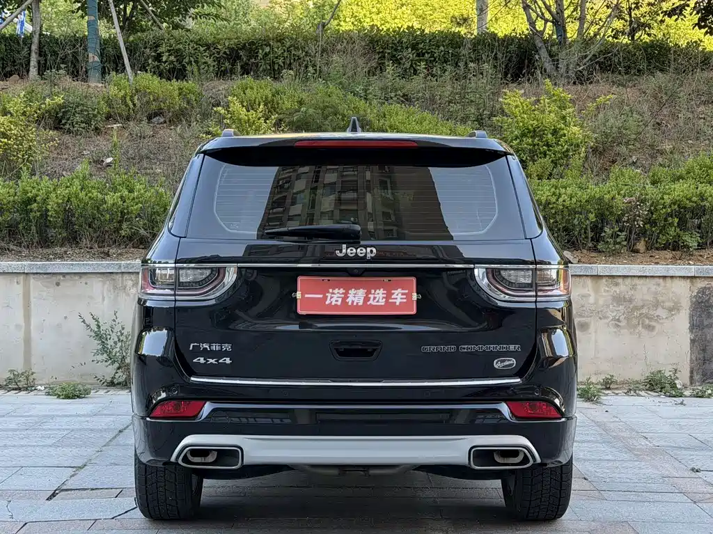 Jeep Grand Commander 2018 — фото 2