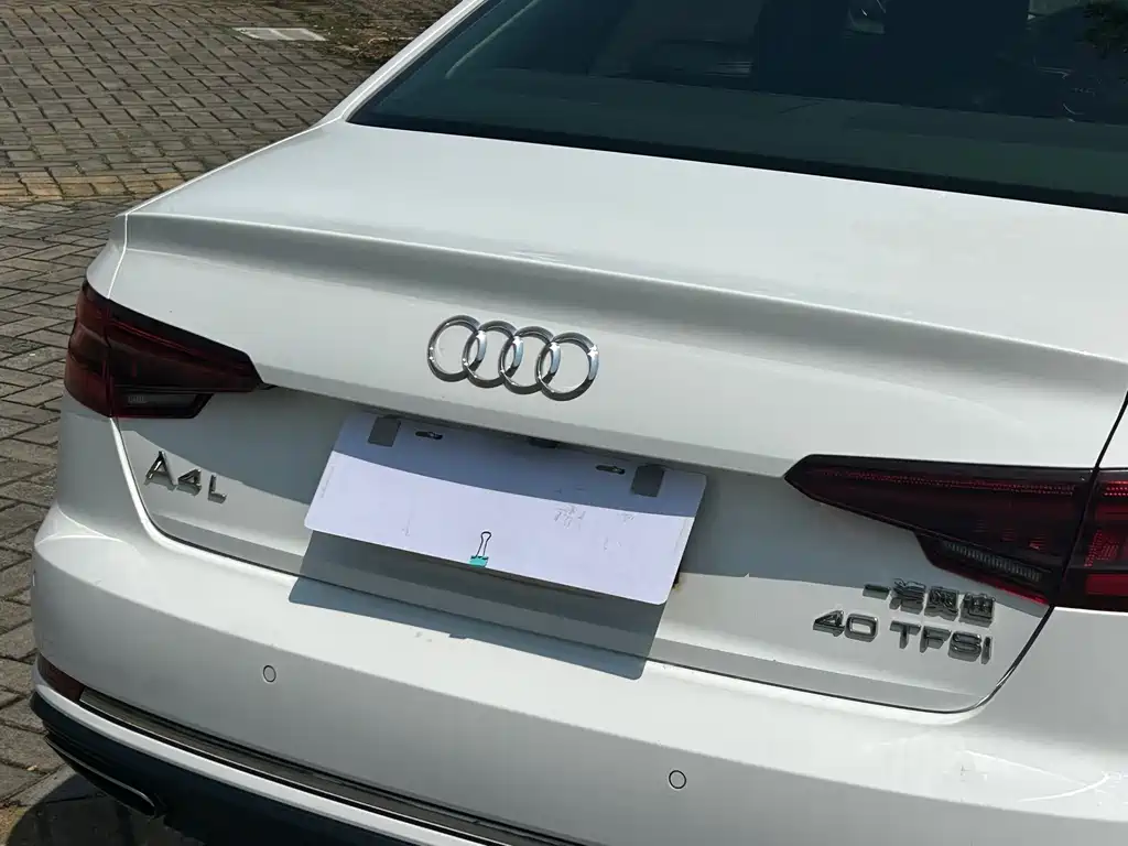 Audi A4L 2020 — фото 10