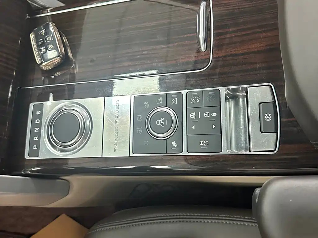 Land Rover Range Rover 2016 — фото 15