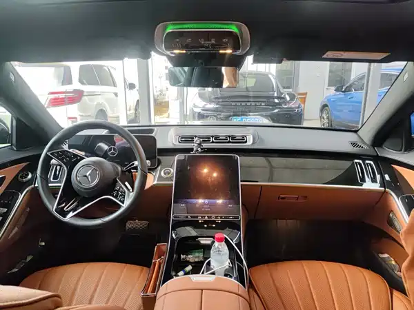 Mercedes-Benz S-Class 2024