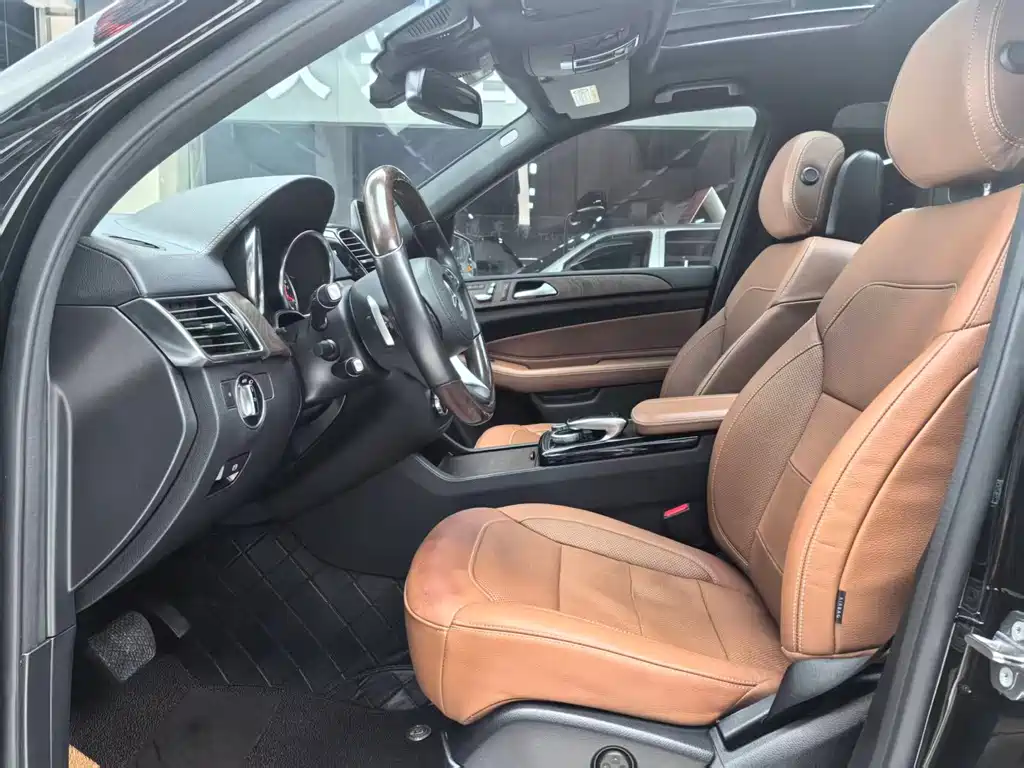 Mercedes-Benz GLS 2019 — фото 9