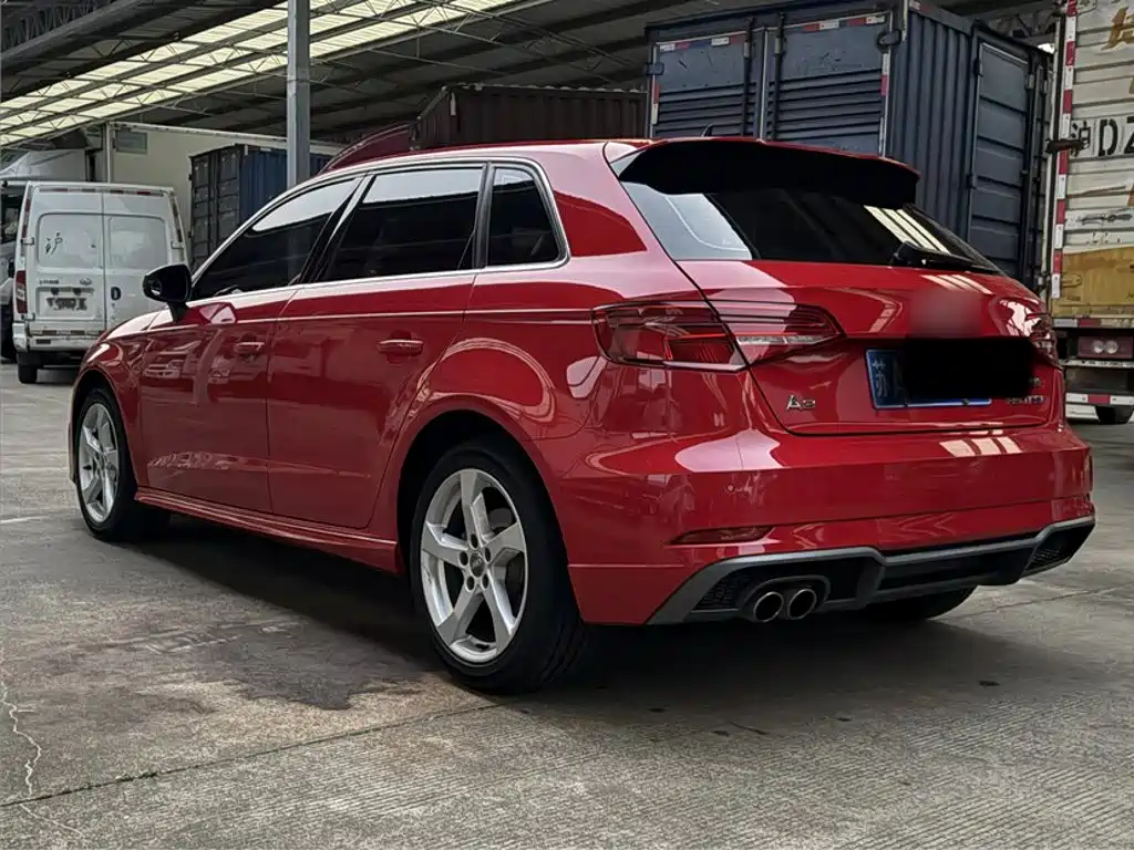 Audi A3 2019 — фото 13