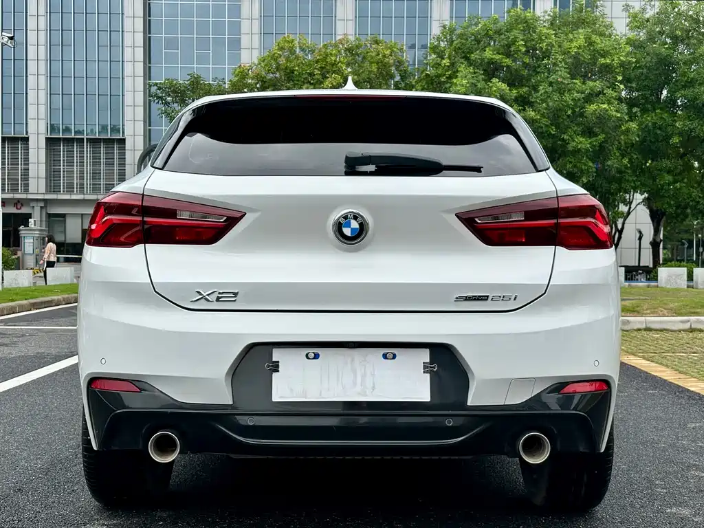 BMW X2 2021 — фото 12