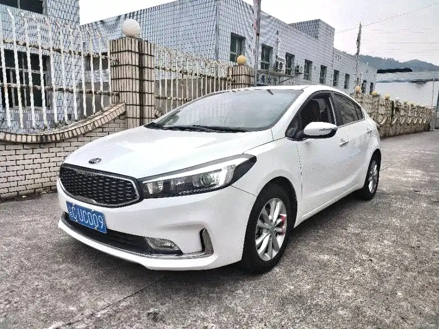 Kia K3 2017 — фото 1