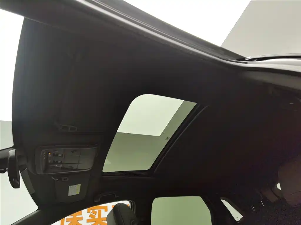Cadillac XT5 2018 — фото 14
