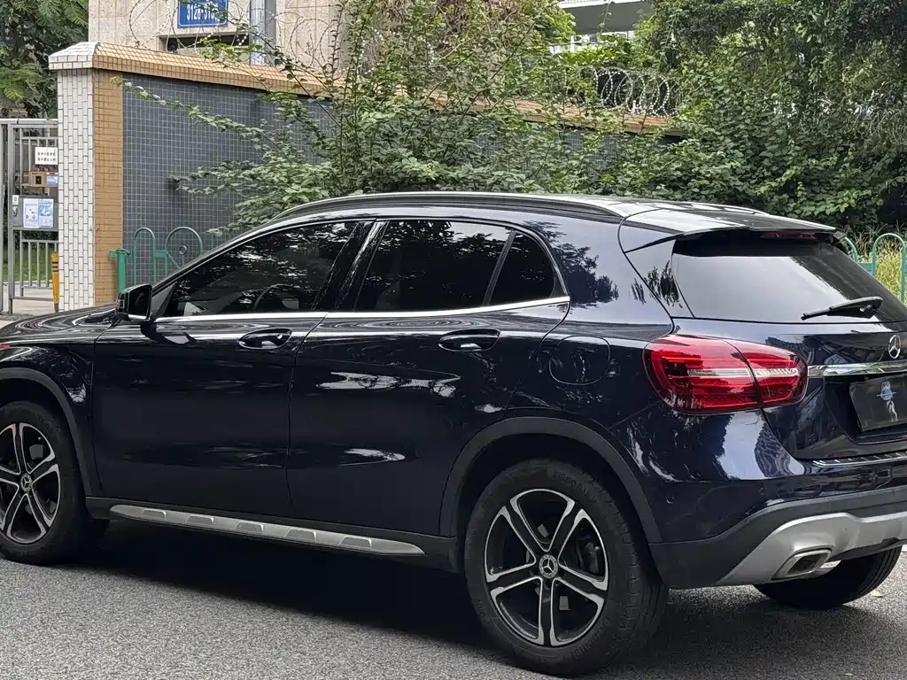 Mercedes-Benz GLA 2018 — фото 4