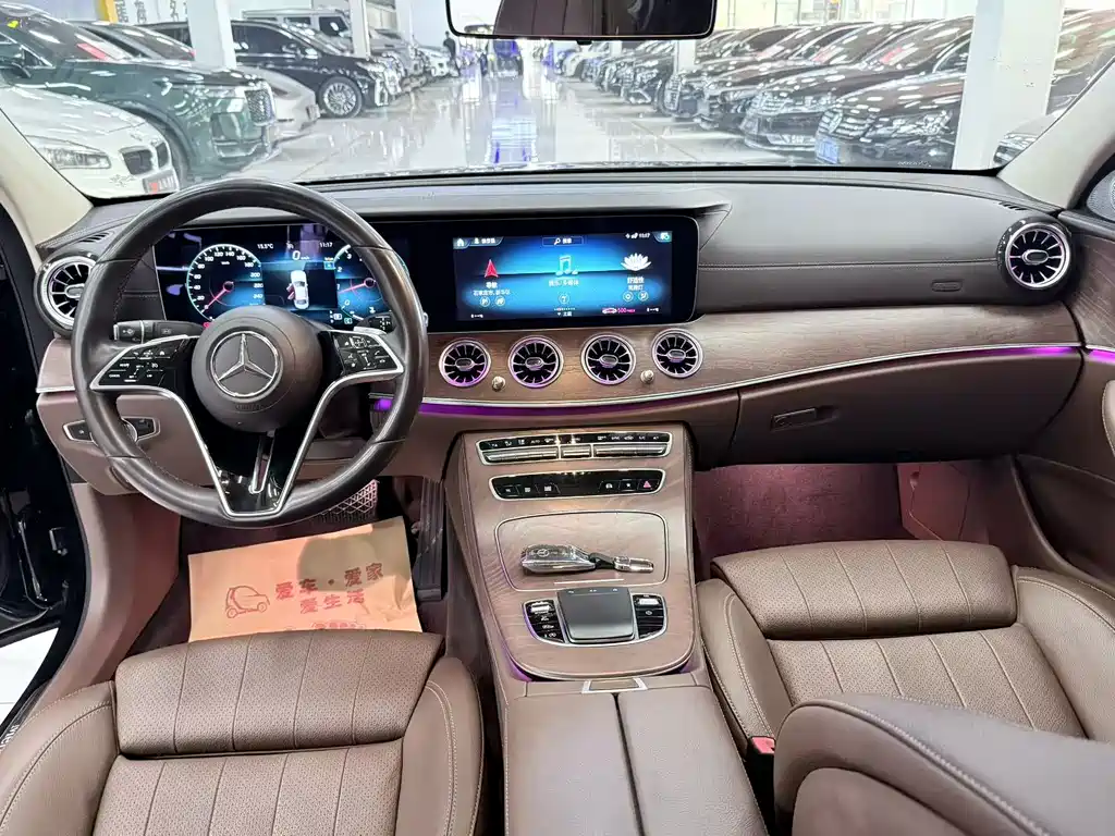 Mercedes-Benz E-Class 2023 — фото 2