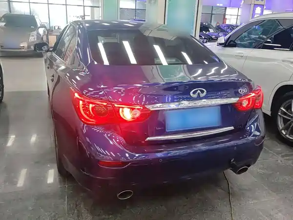 Infiniti Q50L 2016