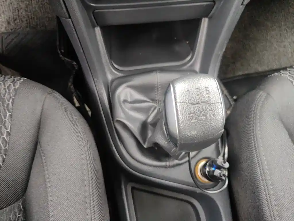 Peugeot 308 2015