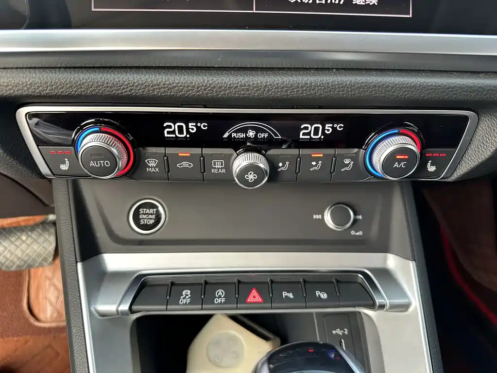 Audi Q3 2022 — фото 13