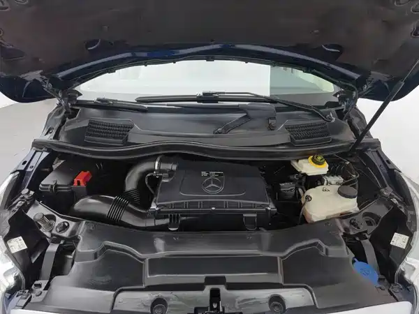 Mercedes-Benz V-Class 2020