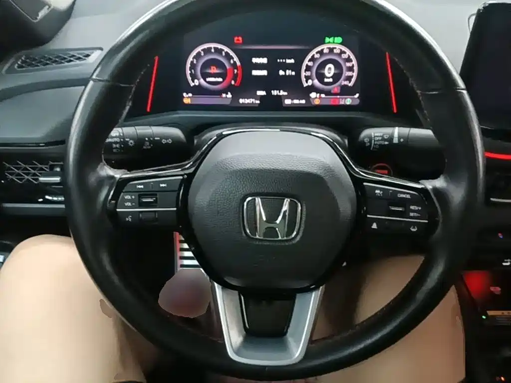 Honda Accord 2023 — фото 11