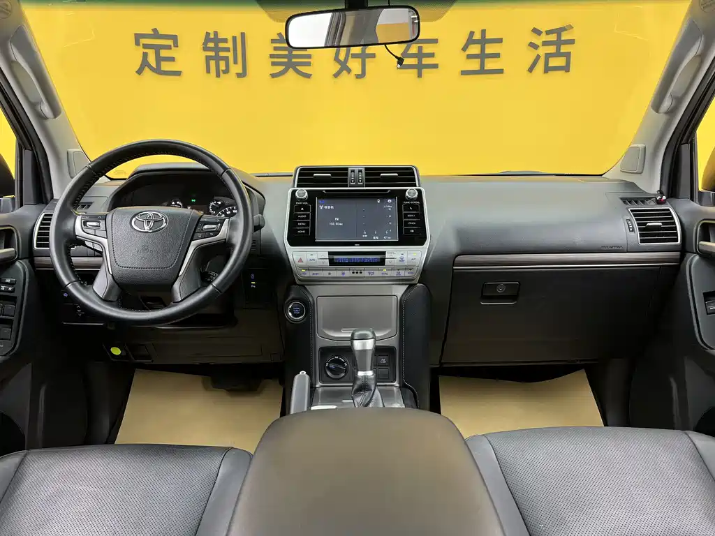 Toyota Prado 2019 — фото 10