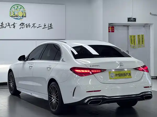 Mercedes-Benz C-Class 2022