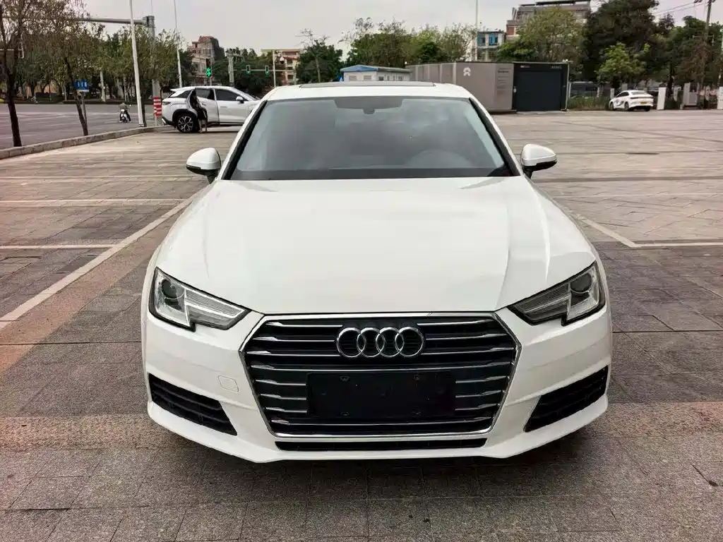 Audi A4L 2017 — фото 3