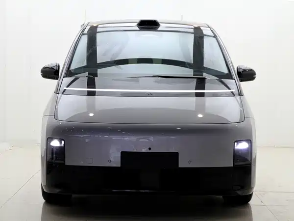Li Auto MEGA 2024