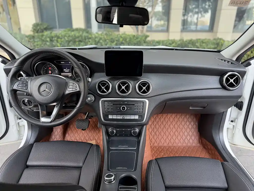 Mercedes-Benz GLA 2018 — фото 7