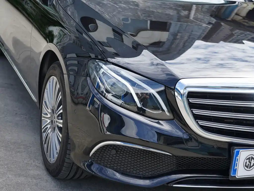 Mercedes-Benz E-Class 2020 — фото 10