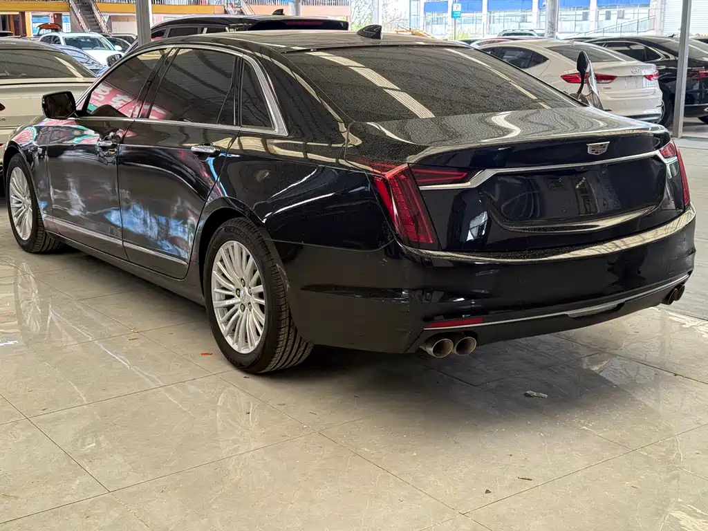 Cadillac CT6 2020 — фото 9