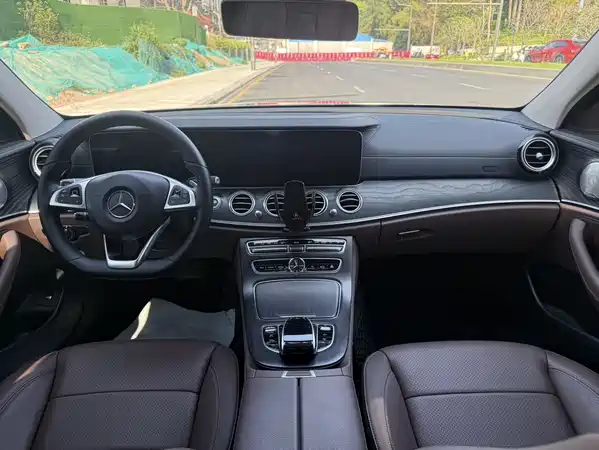 Mercedes-Benz E-Class 2016