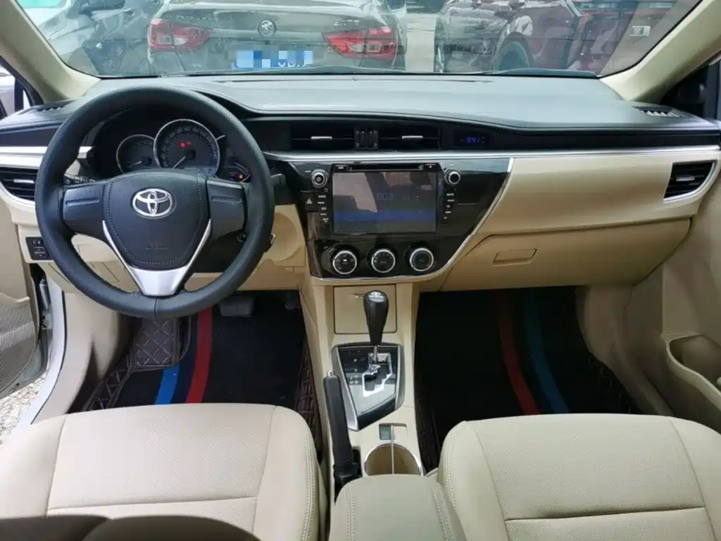 Toyota Corolla 2015