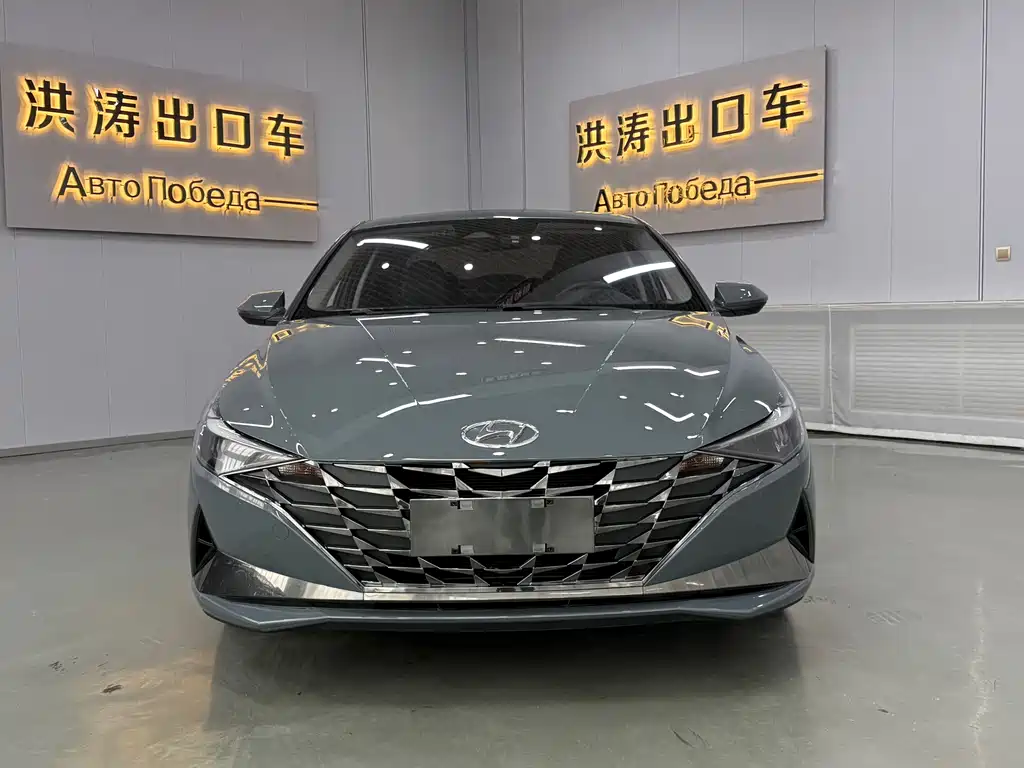 Hyundai Elantra 2022 — фото 3