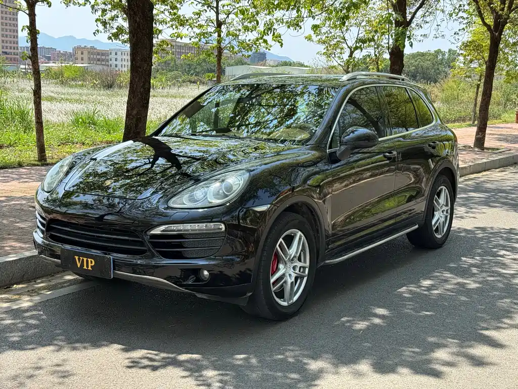 Porsche Cayenne 2014 — фото 1