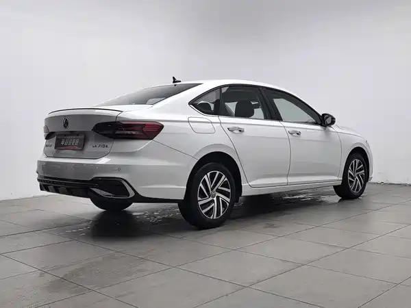 Volkswagen Lavida 2025