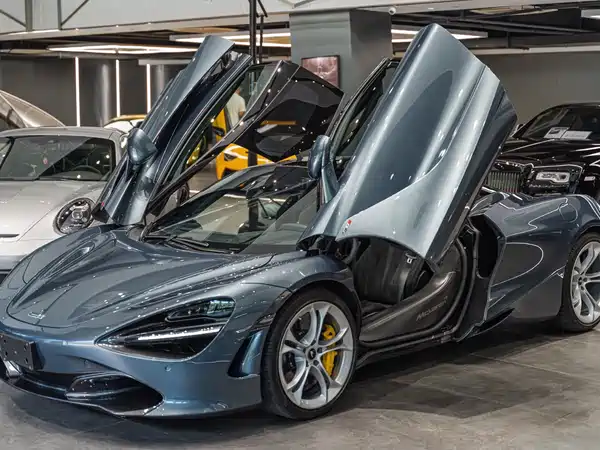 McLaren 720S 2019