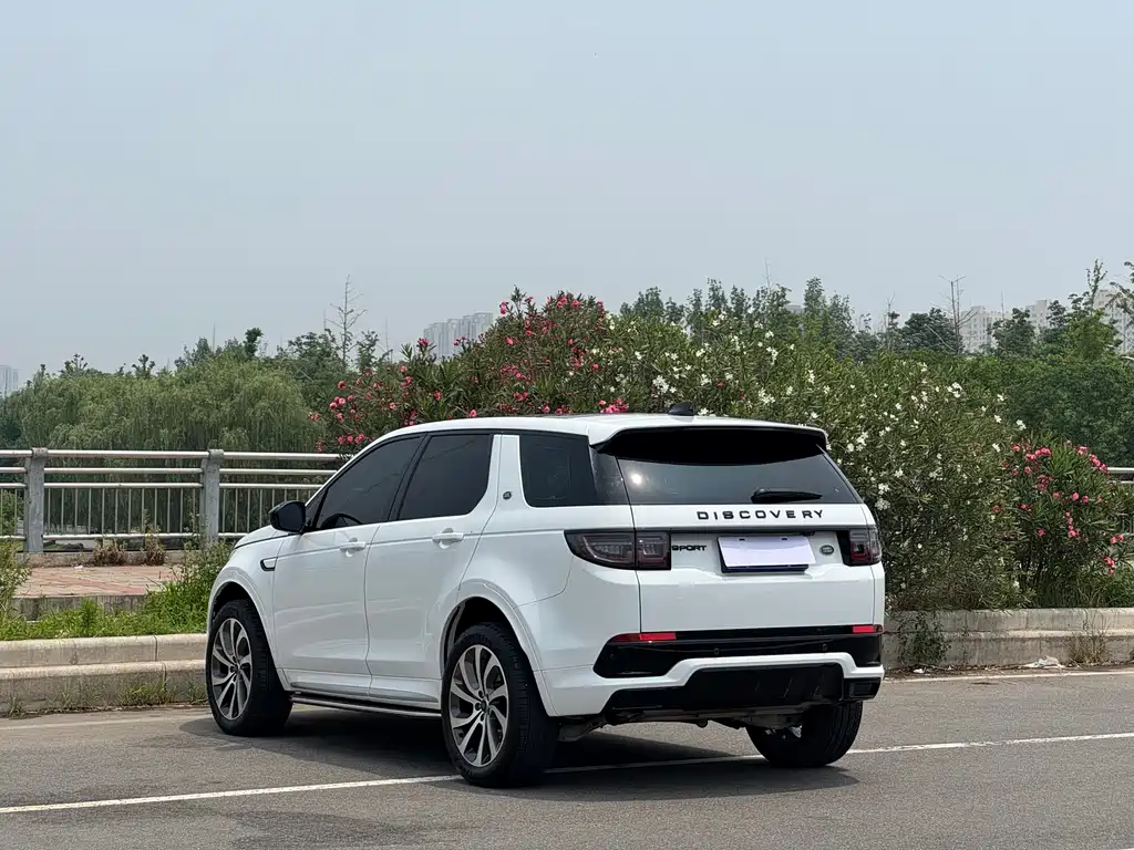 Land Rover Discovery Sport 2024 — фото 29