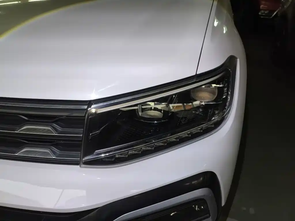 Volkswagen T-Cross 2020 — фото 24