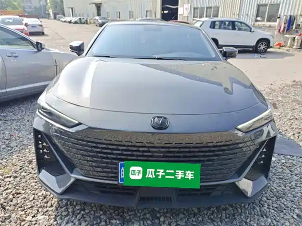 Changan UNI-V 2022