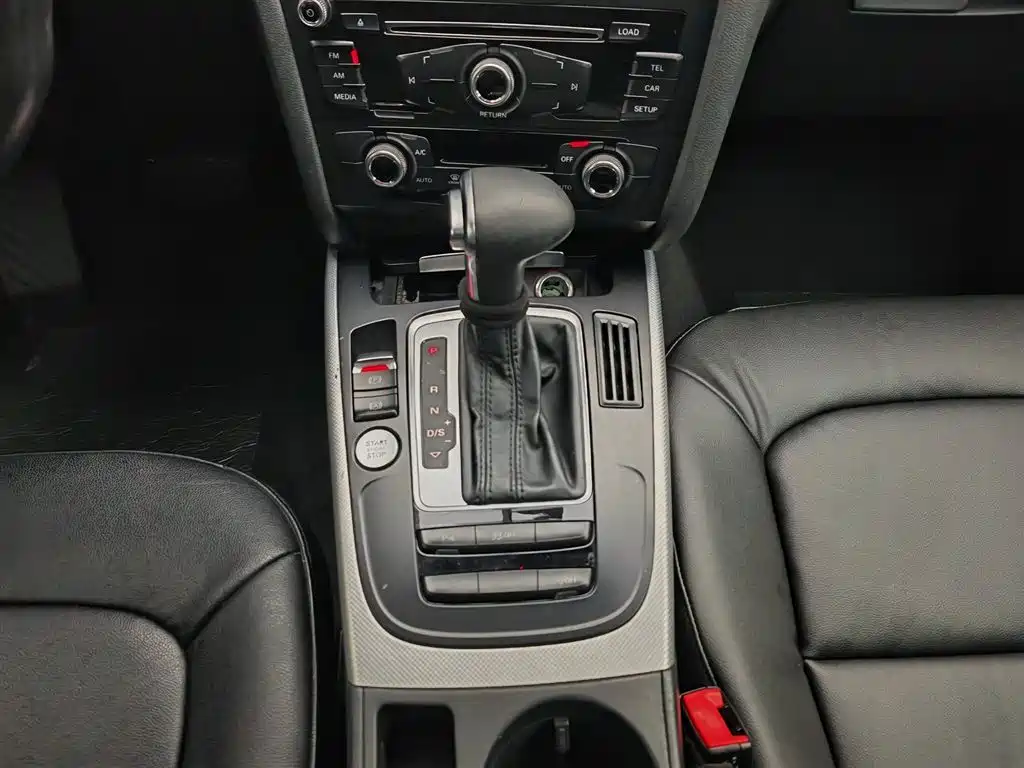 Audi A4L 2016 — фото 13