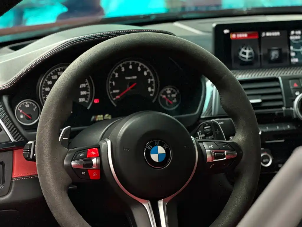 BMW M4 2019 — фото 9