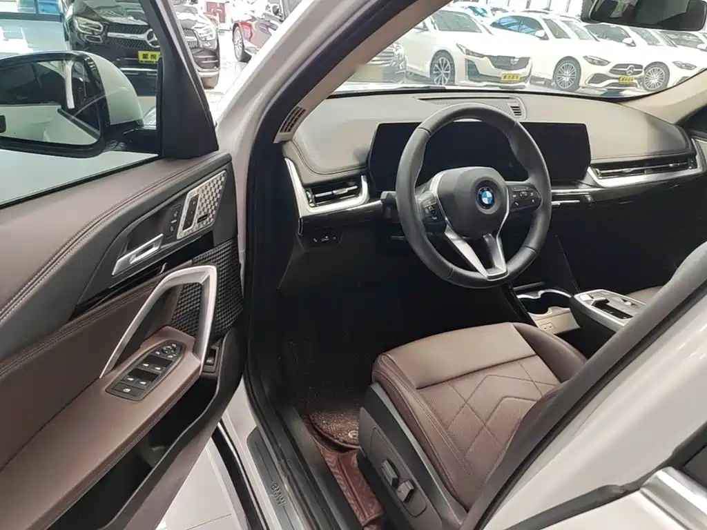 BMW X1 2024 — фото 16