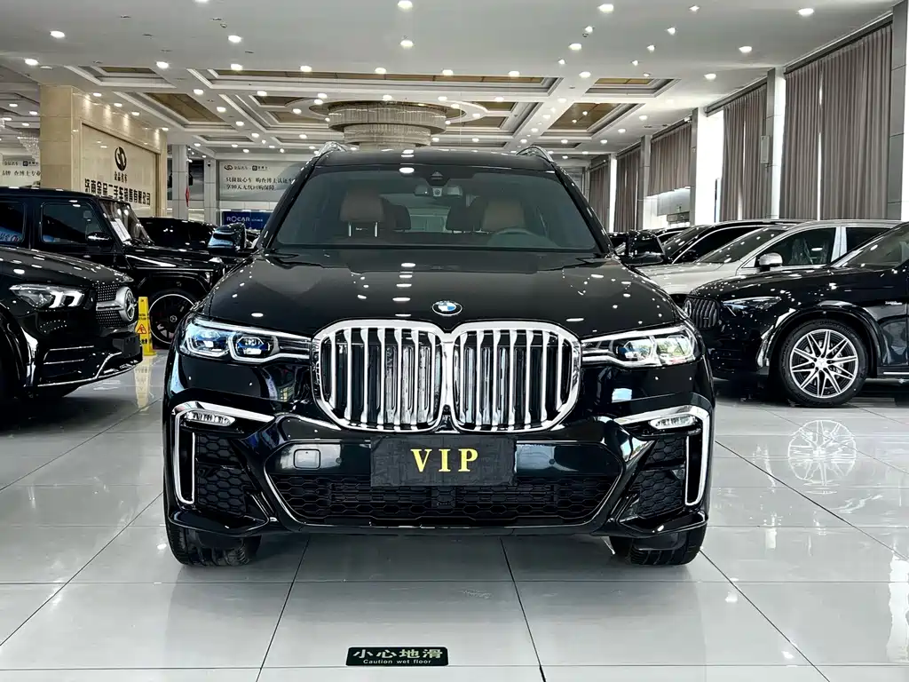 BMW X7 2022 — фото 3