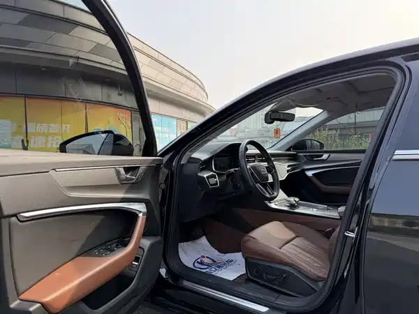 Audi A6L 2021