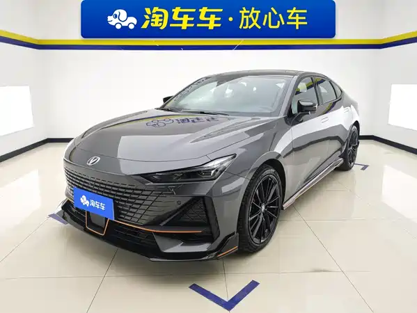 Changan UNI-V 2024